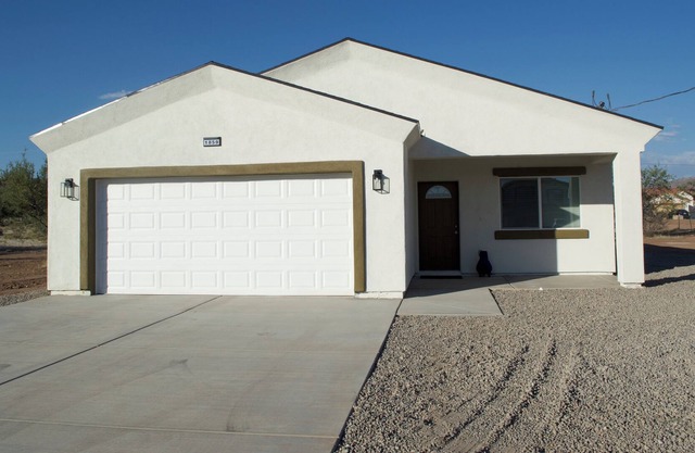 Rio Rico New Build, close to Tubac and Nogales!