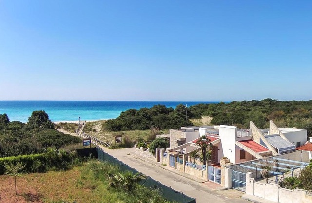 Riva degli Angeli by BarbarHouse