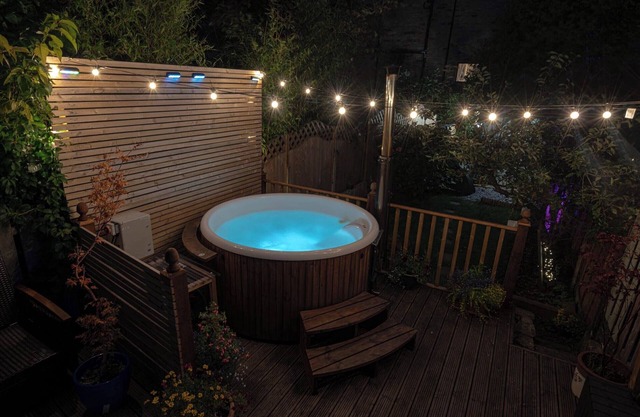 RIVENDELL, family friendly, country holiday cottage in Ffynnongroyw