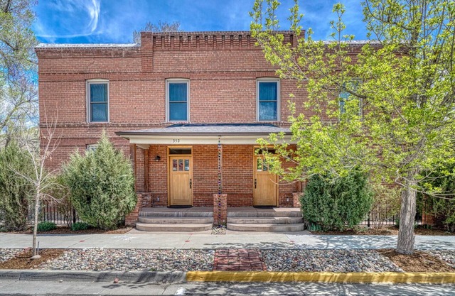 River House Downstream: Beautiful Remodeled Home! Steps to Downtown!