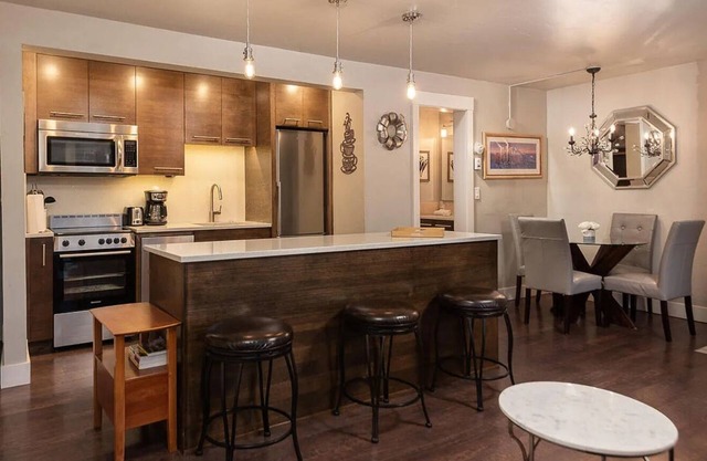 River & Ridge Retreat at Seventh Mountain Resort 1-bed/2-bath Condo