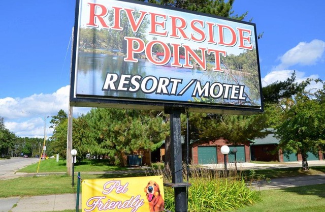 Riverside Point Resort