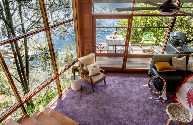 RiverTreehouse Escape (15 Calabash Point, formerly 8 DustHole Pt)