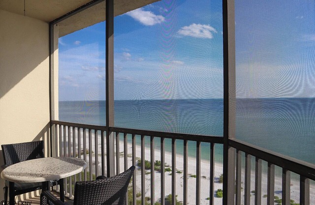 Riviera Beach Club 1102 - 2B/2B Dream Vacation Condo Amazing Gulf Views!