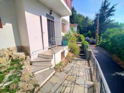 Rocca Fiorita - Bilocale con spazio esterno, parcheggio sotto casa