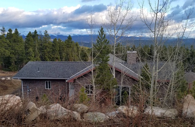 Rocky Mountain Getaway- Divide Views, Hot Tub, Skiing