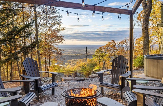 Rocky Ridge - Cabin w/Hot Tub & Heavenly Views!