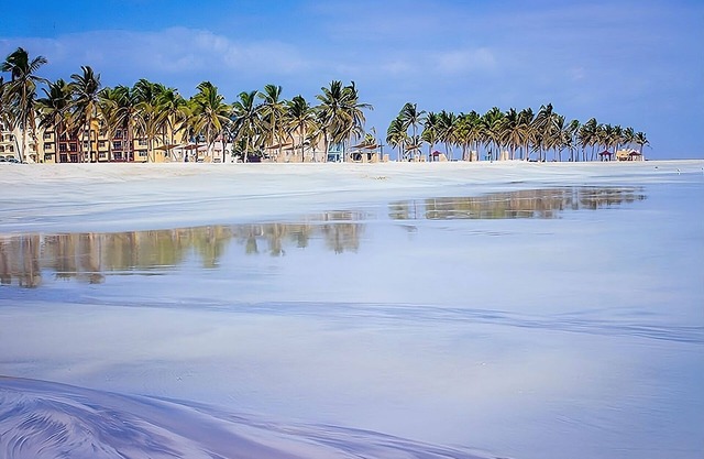 Romantic Getaway w/Pool & Spa, Free Parking! Close to Al Haffa Beach!