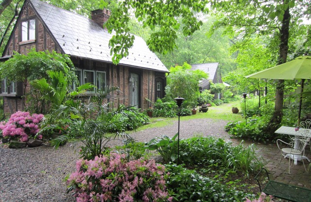 Romantic Herringbone Cottage - In Our Little English Village