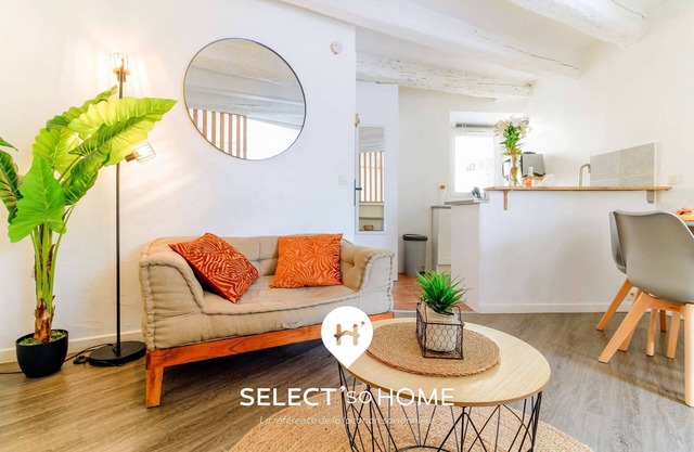 Romantic Nest in Bormes By SELECTsoHOME