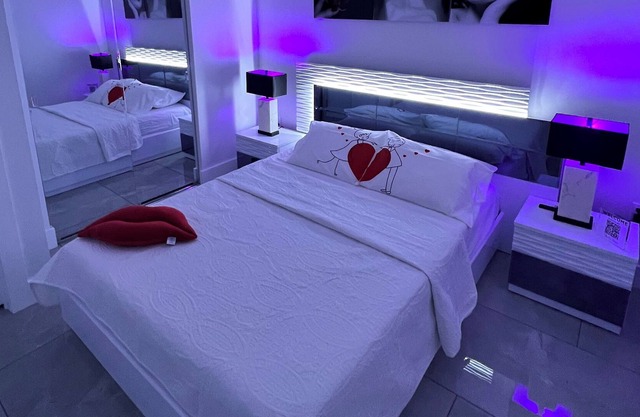Romantic suite in Miami