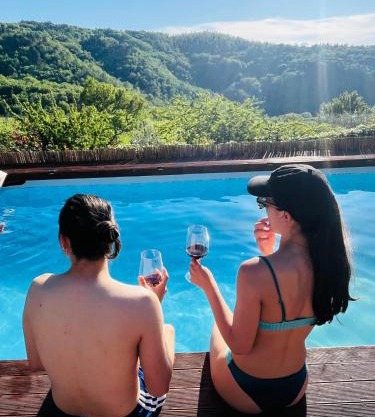 Romantic Tuscan Barn with Pool Views Private Terrace Sleeps 2 to 6, Lamole Greve in Chianti