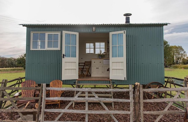 Romney Marsh Huts by Bloom Stays