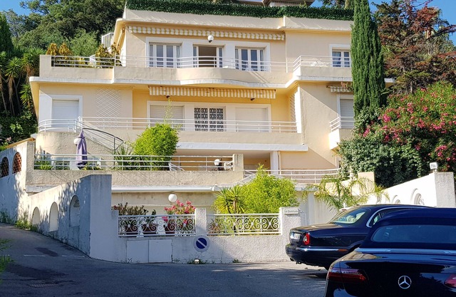 Rooftop villa/Sea view/Solarium/Private garden/Secure for children