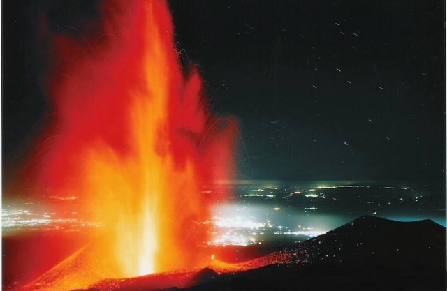 Room apartment between Mount Etna and the Sea