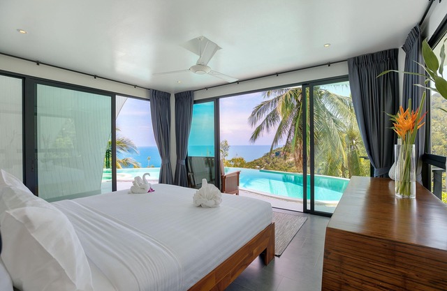 Room B9 - Panoramic Sea view - face one of the Pool