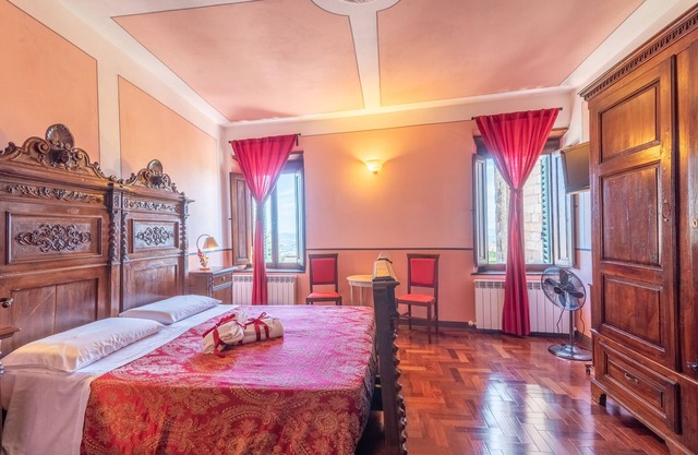 Room 'Camera Rossa' with Shared Terrace and Wi-Fi