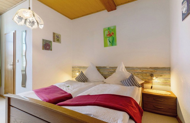 Room 'Doppelzimmer 8' with Shared Terrace