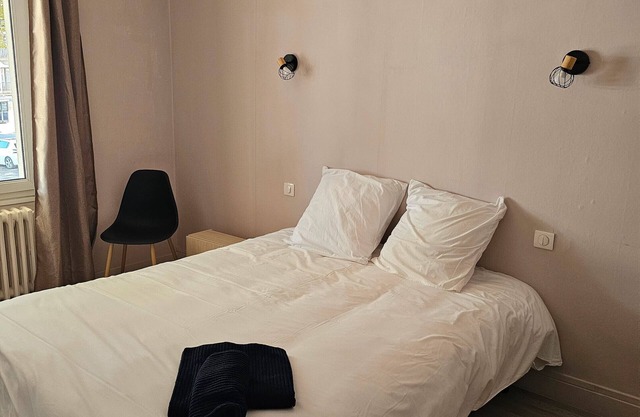 Room 'Double Room' with Shared Terrace, Wi-Fi and Air Conditioning