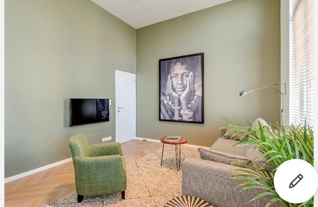 Room Engine Residence