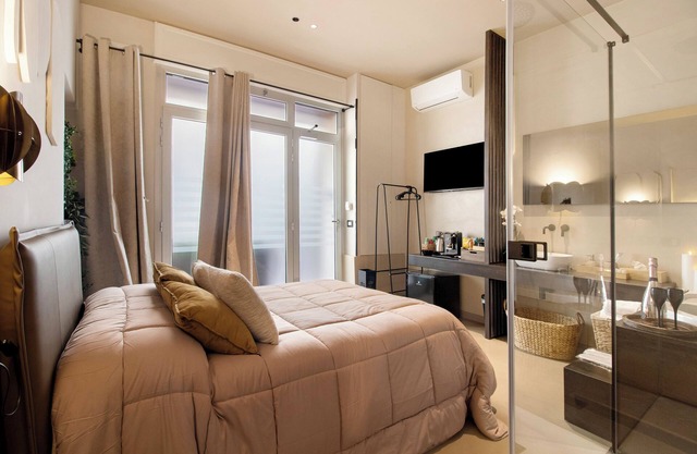 Room 'Mercurio' with Wi-Fi and Air Conditioning