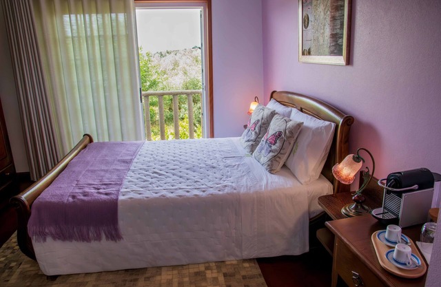 Room 'Quarto Matos' with Mountain View, Wi-Fi and Air Conditioning