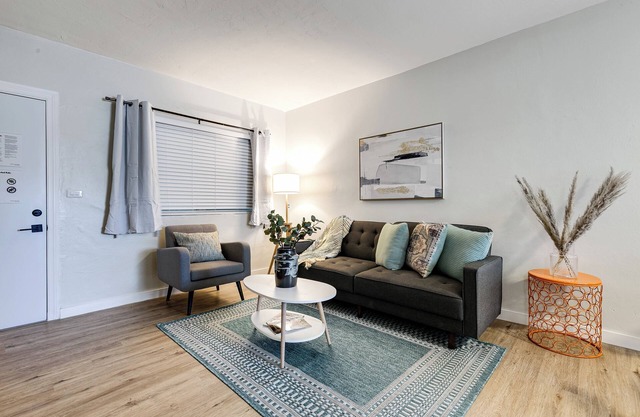 Roomy 2 BR near Miami Airport.