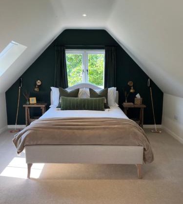 Roost in Heyshott