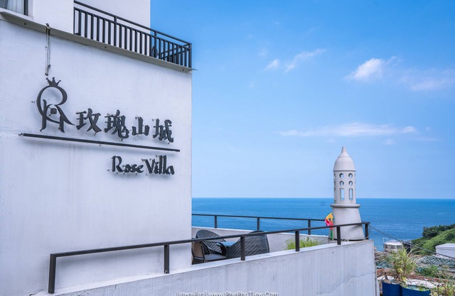 Rose Villa