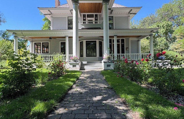 Rosedale at Historic Hopffgarten House