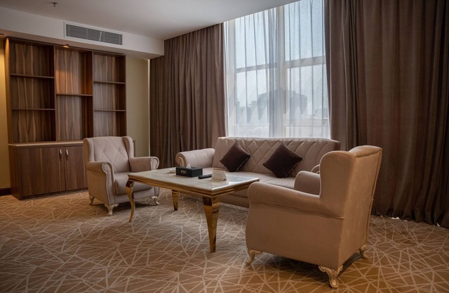 Rosemond Al Hamra