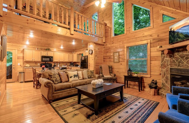 Rosey Bear 2 Bedroom Cabin