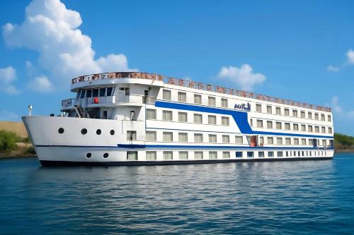 Royal Adventure Voyage Every Monday Wednesday & Friday from Aswan to Luxor 3 Nights