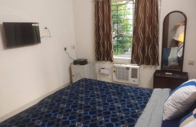 Royale Seaward Service Apartmentsn