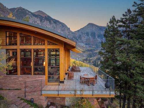 Royer Falls Retreat home