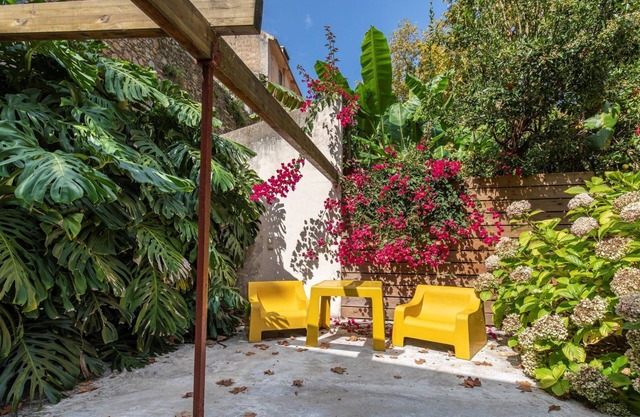 Rua Biquinha | Apartment 15 | Self Check-in Online