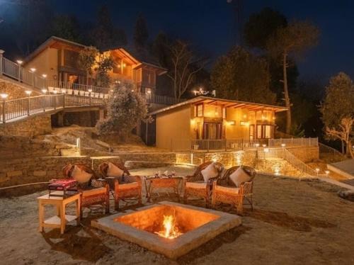 Rudraa resort and restaurant