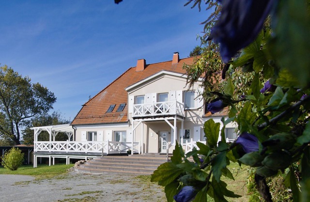 Ruhig und Idyllische Lage im Herzen der Insel Rügen - Gutshaus Silvitz Fewo 01