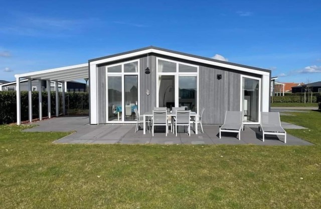 Ruisweg 56 by Interhome