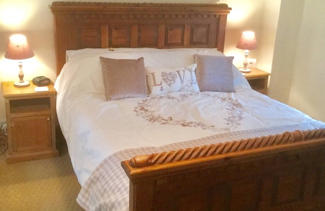 Rural Country Cottage, Located Centrally To Explore Cornwall