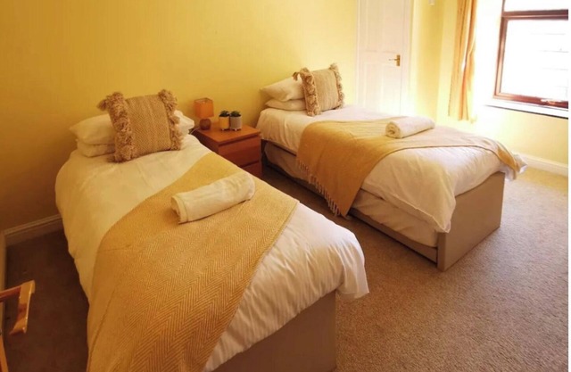 Rustic 2Bedroom Cottage with Garden in Sennybridge