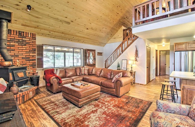 Rustic, Forest-View Retreat in Heber-Overgaard!