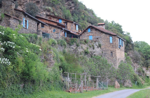 Rustic gîte next to the Tarn