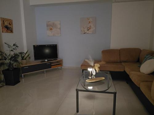 S&M Cozy Garden Lagonisi