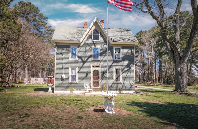 Set Sail to the Rusty Anchor! Your Perfect Getaway on Deal Island, MD