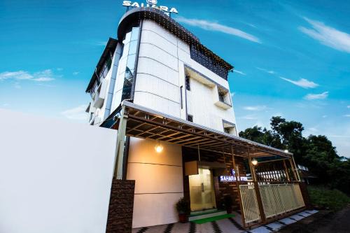 sahara suites