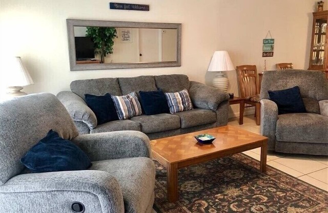 Saida III Condos - S3904