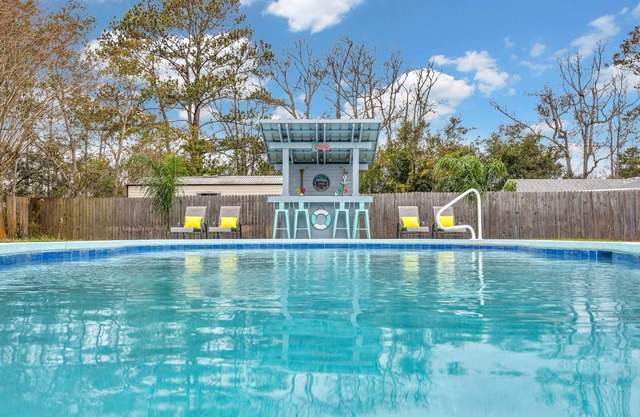 Sailfish Beach House - Pool! Hottub! Koi Pond! Game Room!