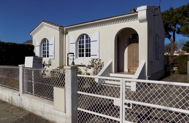 Saint Georges de Didonne - COMFORTABLE HOUSE - QUIET AREA - A NUGGET in the TOWN