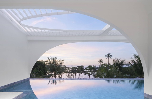 SALA Samui Chaweng Beach Resort